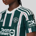Camisa Manchester United II - 2023 Feminina - Imagem 4