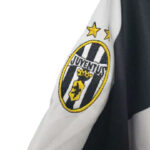 Camisa Juventus Retrô - 97/98 - Imagem 4