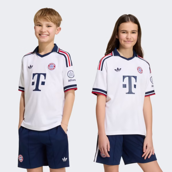 Kit Infantil Bayern de Munique II - 2026/27
